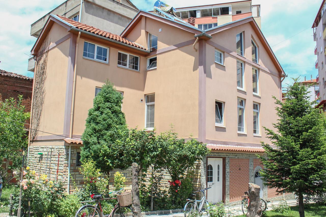 Vila Topciu โปกราเดซ ภายนอก รูปภาพ